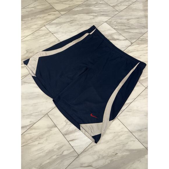 Vintage Y2K Nike Basketball Shorts Men's 2XL Blue White Logo Swoosh Baggy Loose - Picture 1 of 7